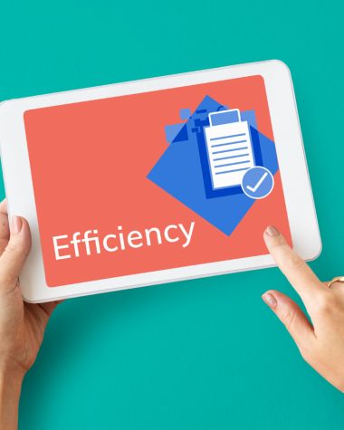 Strategia digitală ca proces continuu, nu ca document uitat într-un folder